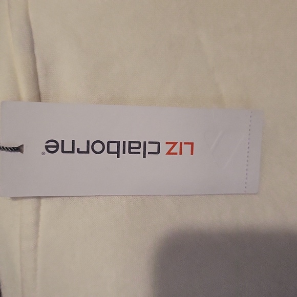 Liz Claiborne creamy white sweatshirt with red floral design. - Picture 3 of 6